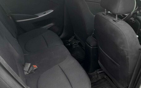 Hyundai Solaris II рестайлинг, 2012 год, 710 000 рублей, 10 фотография