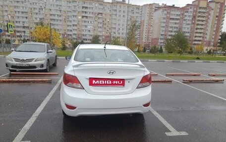 Hyundai Solaris II рестайлинг, 2012 год, 710 000 рублей, 5 фотография