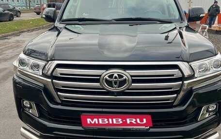 Toyota Land Cruiser 200, 2016 год, 6 250 000 рублей, 3 фотография