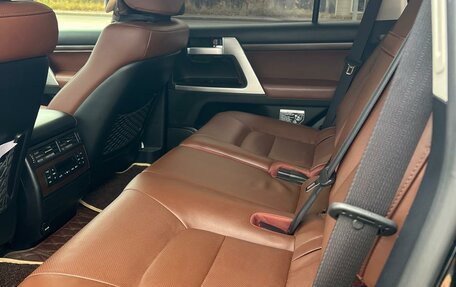 Toyota Land Cruiser 200, 2016 год, 6 250 000 рублей, 11 фотография