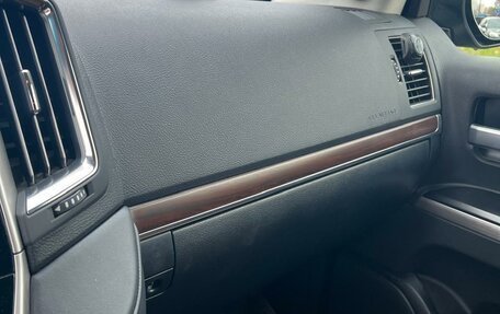 Toyota Land Cruiser 200, 2016 год, 6 250 000 рублей, 22 фотография