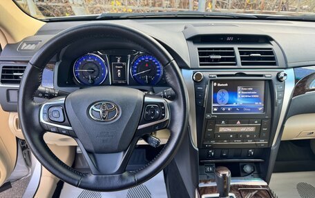 Toyota Camry, 2016 год, 2 990 000 рублей, 14 фотография