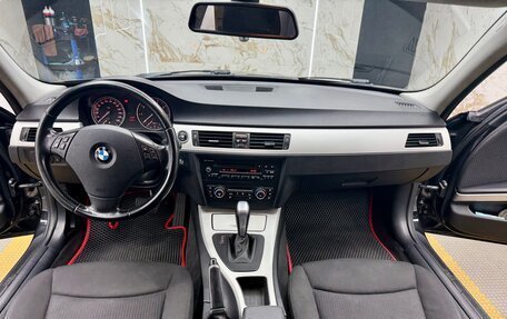 BMW 3 серия, 2011 год, 1 200 000 рублей, 29 фотография