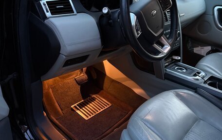 Land Rover Discovery Sport I рестайлинг, 2016 год, 2 799 000 рублей, 9 фотография