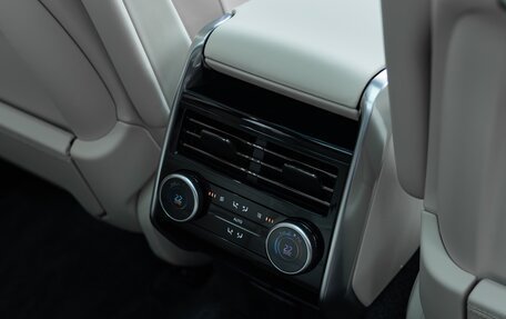 Land Rover Range Rover IV рестайлинг, 2025 год, 22 500 000 рублей, 36 фотография