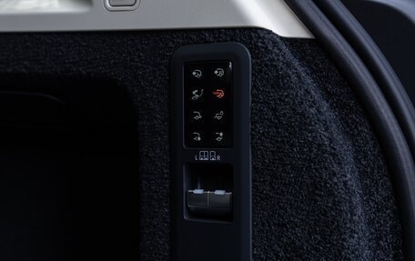 Land Rover Range Rover IV рестайлинг, 2025 год, 22 500 000 рублей, 40 фотография