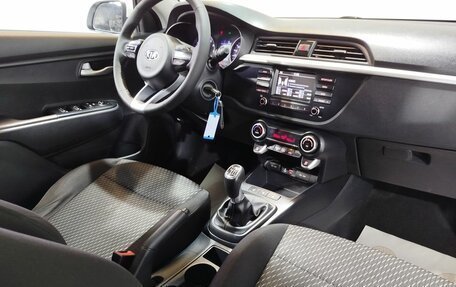 KIA Rio IV, 2020 год, 1 570 000 рублей, 14 фотография