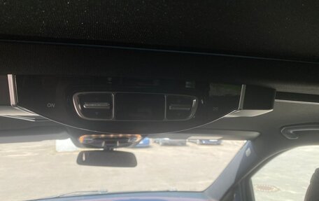 Mercedes-Benz V-Класс, 2016 год, 4 000 000 рублей, 19 фотография