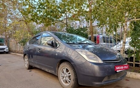 Toyota Prius, 2007 год, 600 000 рублей, 5 фотография
