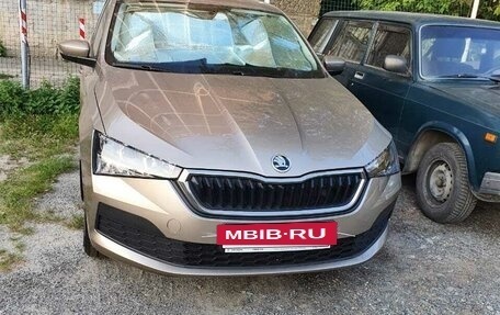 Skoda Rapid II, 2021 год, 1 610 000 рублей, 2 фотография