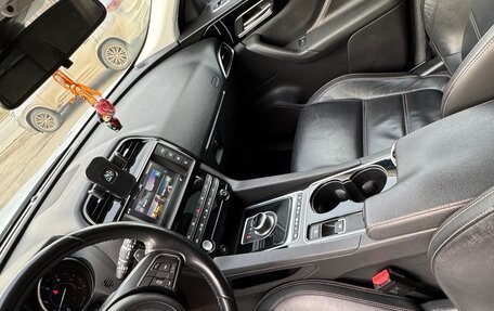 Jaguar F-Pace, 2017 год, 2 870 000 рублей, 12 фотография