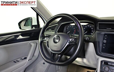 Volkswagen Tiguan II, 2018 год, 1 997 000 рублей, 12 фотография