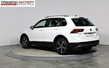 Volkswagen Tiguan II, 2018 год, 1 997 000 рублей, 7 фотография