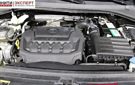 Volkswagen Tiguan II, 2018 год, 1 997 000 рублей, 18 фотография