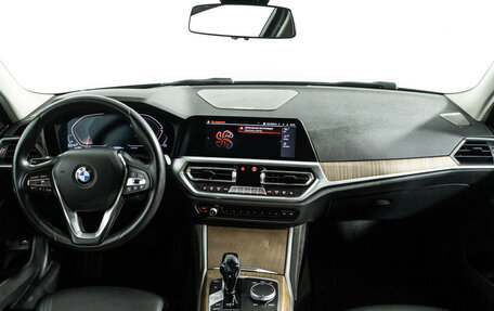 BMW 3 серия, 2020 год, 3 500 000 рублей, 13 фотография