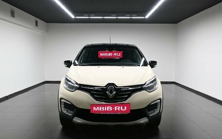 Renault Kaptur I рестайлинг, 2020 год, 1 695 000 рублей, 3 фотография