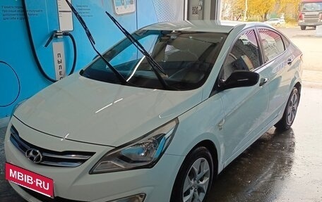 Hyundai Solaris II рестайлинг, 2015 год, 780 000 рублей, 8 фотография