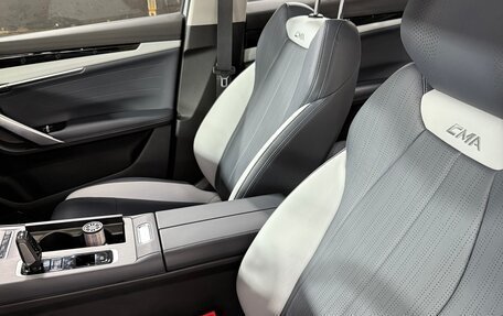 Geely Atlas, 2024 год, 2 850 000 рублей, 9 фотография