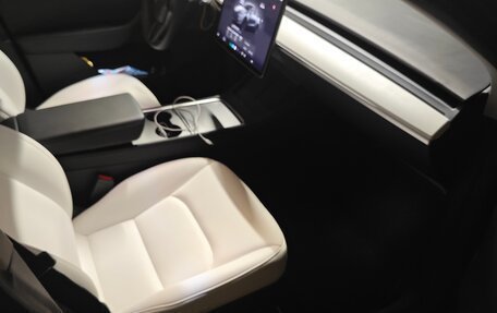 Tesla Model Y I, 2023 год, 5 150 000 рублей, 6 фотография