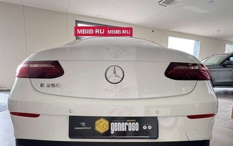 Mercedes-Benz E-Класс, 2023 год, 6 820 000 рублей, 4 фотография