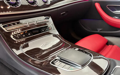 Mercedes-Benz E-Класс, 2023 год, 6 820 000 рублей, 11 фотография
