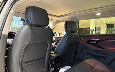 Land Rover Range Rover Evoque II, 2024 год, 5 490 000 рублей, 13 фотография