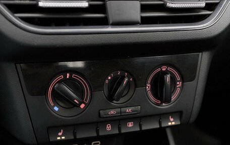 Volkswagen Polo VI (EU Market), 2021 год, 1 580 000 рублей, 8 фотография