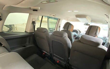 Volkswagen Touran III, 2012 год, 1 150 000 рублей, 13 фотография