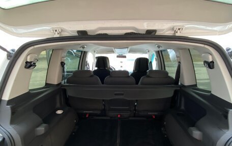 Volkswagen Touran III, 2012 год, 1 150 000 рублей, 16 фотография