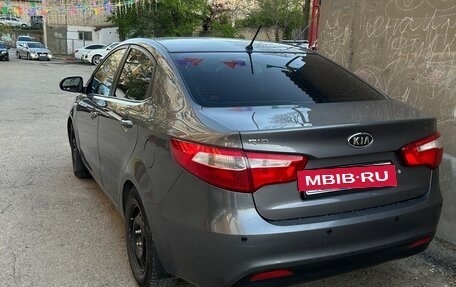 KIA Rio III рестайлинг, 2012 год, 690 000 рублей, 3 фотография