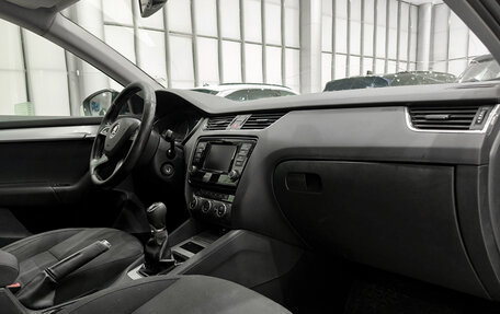 Skoda Octavia, 2014 год, 950 000 рублей, 15 фотография