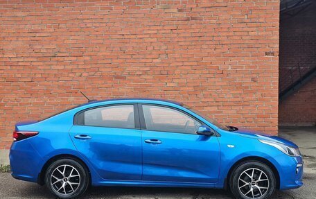 KIA Rio IV, 2018 год, 1 325 000 рублей, 8 фотография