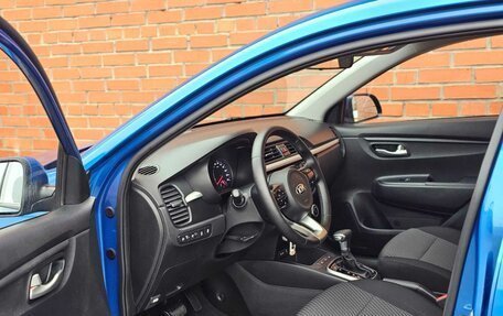 KIA Rio IV, 2018 год, 1 325 000 рублей, 11 фотография