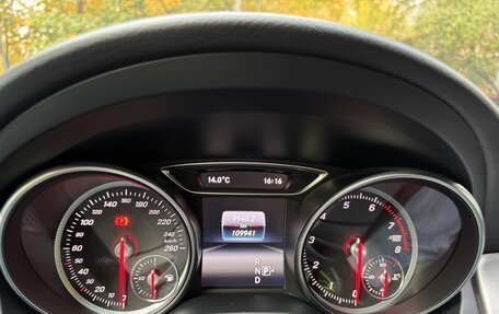 Mercedes-Benz CLA, 2019 год, 2 700 000 рублей, 2 фотография