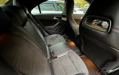 Mercedes-Benz CLA, 2019 год, 2 700 000 рублей, 38 фотография