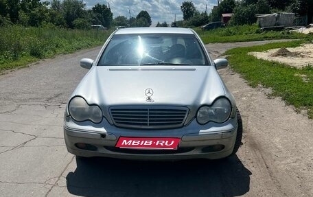 Mercedes-Benz C-Класс, 2000 год, 280 000 рублей, 1 фотография