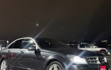 Mercedes-Benz C-Класс, 2013 год, 1 900 000 рублей, 1 фотография