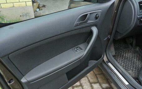 Skoda Yeti I рестайлинг, 2010 год, 690 000 рублей, 8 фотография