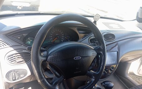 Ford Focus IV, 2000 год, 250 000 рублей, 8 фотография