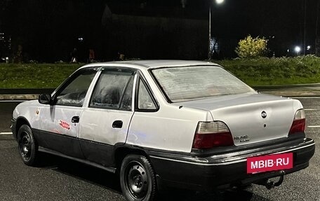 Daewoo Nexia I рестайлинг, 2002 год, 60 000 рублей, 5 фотография