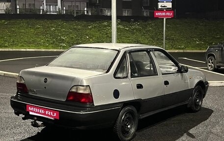 Daewoo Nexia I рестайлинг, 2002 год, 60 000 рублей, 3 фотография