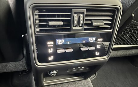 Porsche Cayenne III, 2025 год, 24 400 000 рублей, 21 фотография