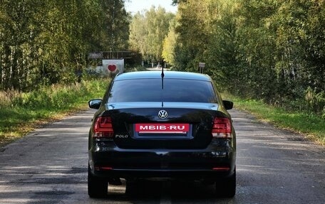 Volkswagen Polo VI (EU Market), 2016 год, 945 000 рублей, 2 фотография