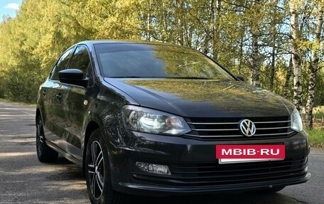 Volkswagen Polo VI (EU Market), 2016 год, 945 000 рублей, 3 фотография