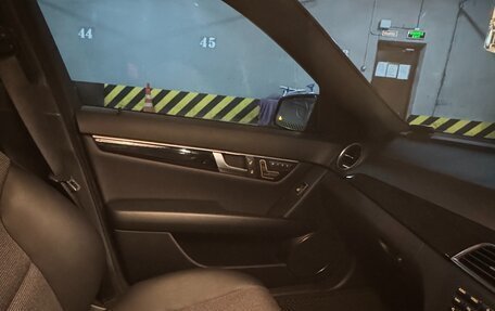 Mercedes-Benz C-Класс, 2013 год, 1 900 000 рублей, 11 фотография