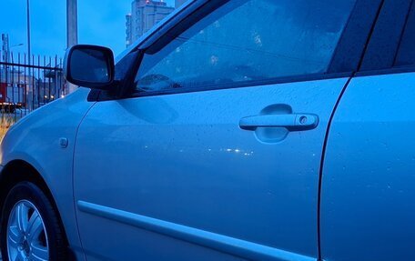 Toyota Corolla, 2005 год, 780 000 рублей, 10 фотография