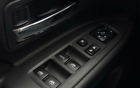 Mitsubishi Outlander III рестайлинг 3, 2017 год, 2 200 000 рублей, 13 фотография