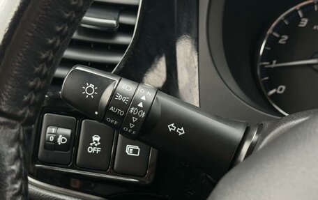 Mitsubishi Outlander III рестайлинг 3, 2017 год, 2 200 000 рублей, 16 фотография