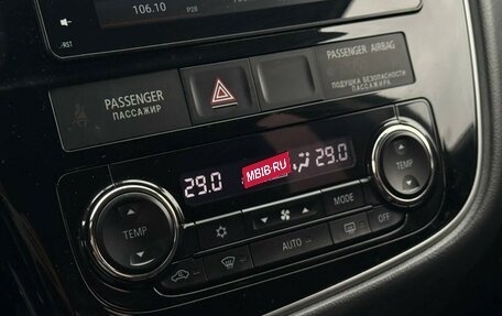 Mitsubishi Outlander III рестайлинг 3, 2017 год, 2 200 000 рублей, 20 фотография