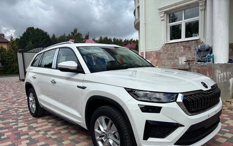 Skoda Kodiaq I, 2025 год, 3 990 000 рублей, 11 фотография